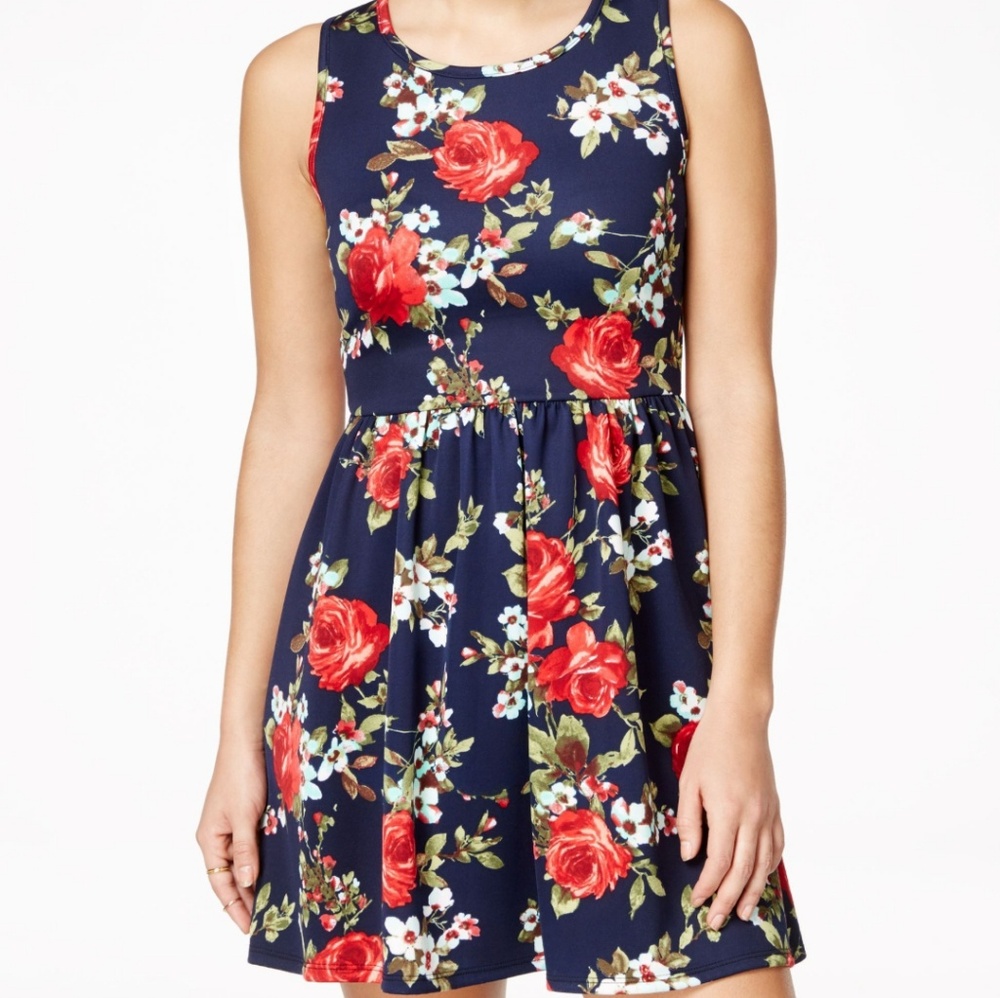 Macy's Floral Mid Thigh Dress - Medium